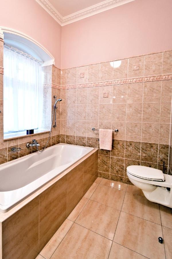 Pension Napoleon Karlsbad Buitenkant foto