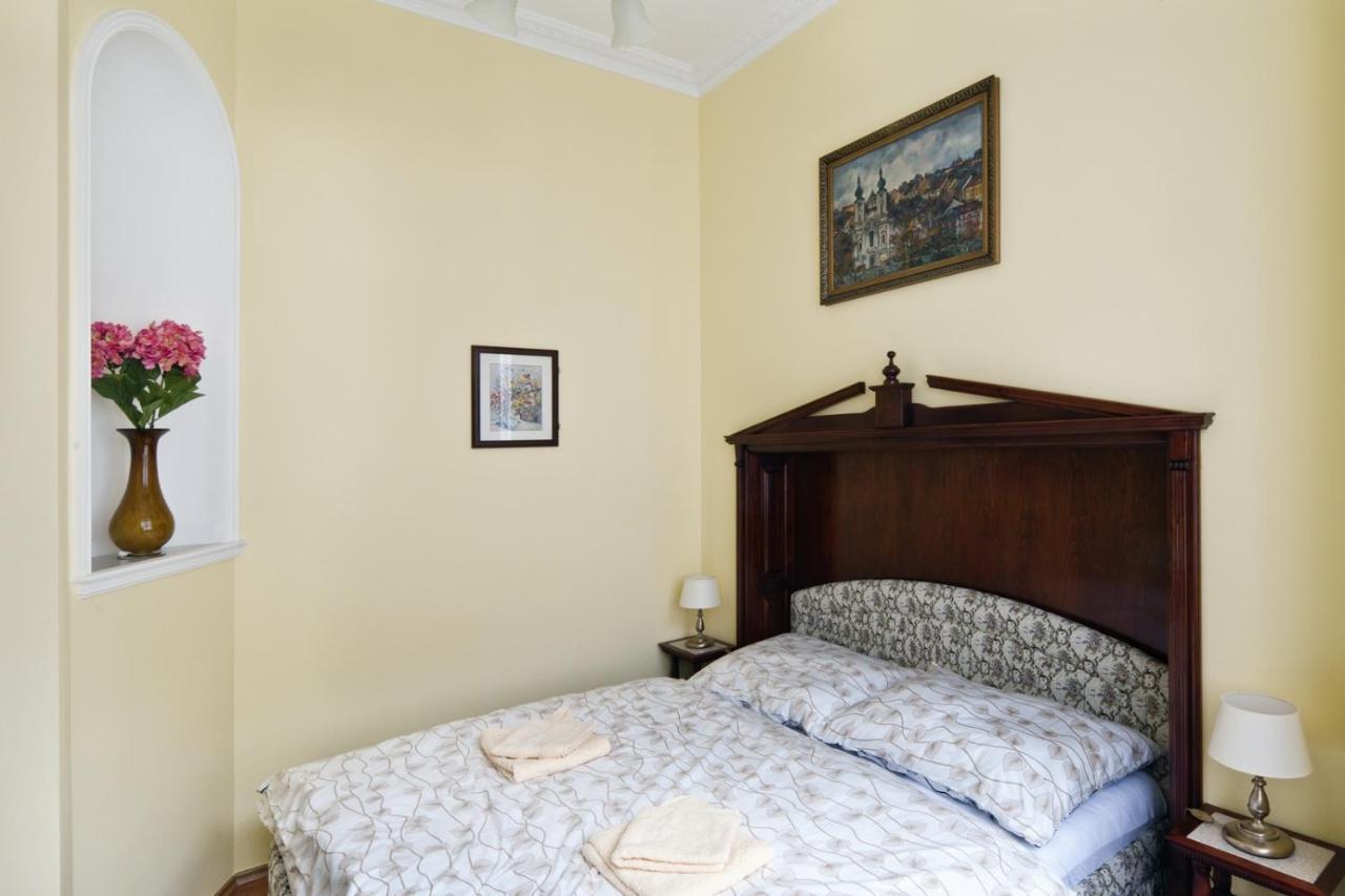 Pension Napoleon Karlsbad Buitenkant foto