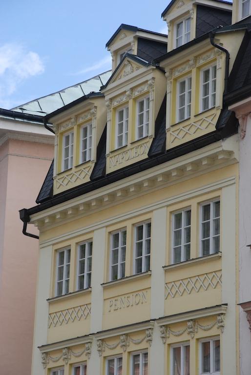 Pension Napoleon Karlsbad Buitenkant foto